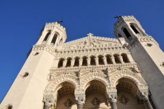 Lyon-49