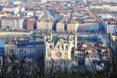 Lyon-56